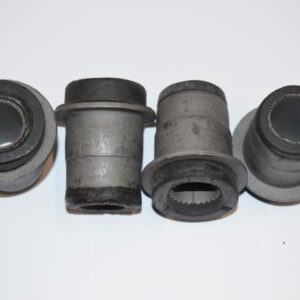 Kontrolarmsbøsninger forreste nederst