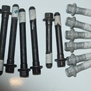 Boltsæt for 1 topstykke