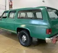 C10 Suburban 1981